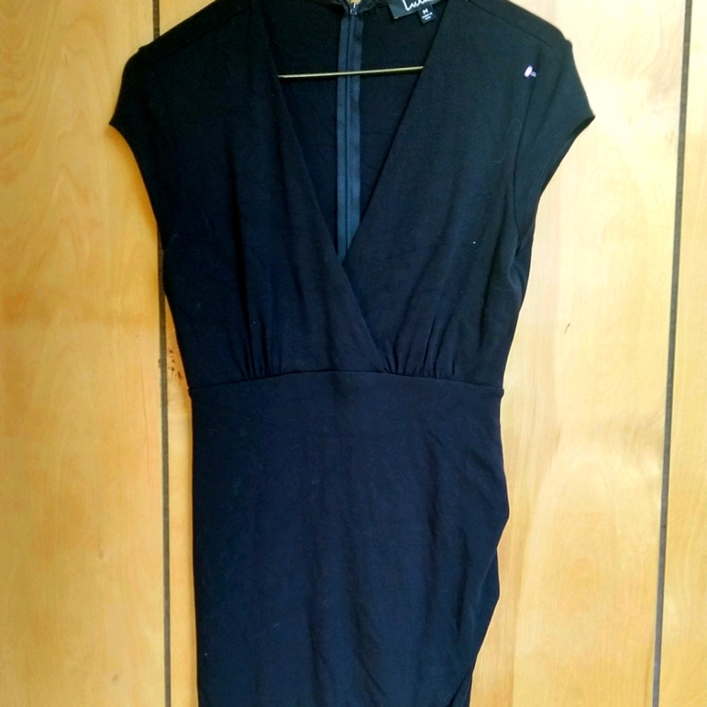 Lulu's M Black Dress Gather at leg